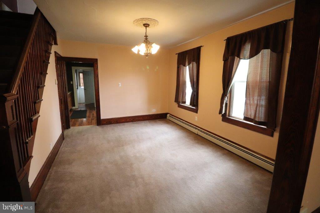 242 Carbon St