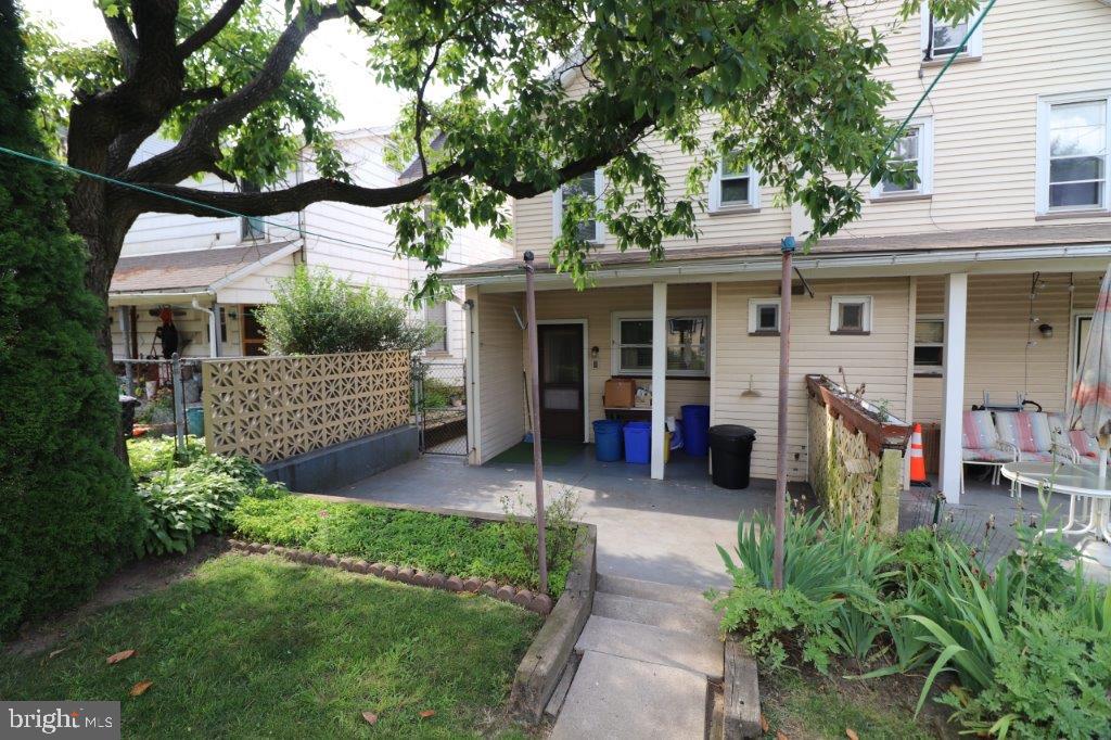 174 Lehigh Ave
