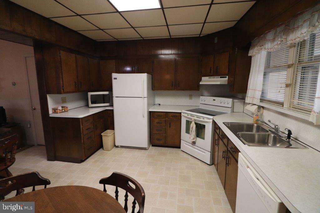 174 Lehigh Ave