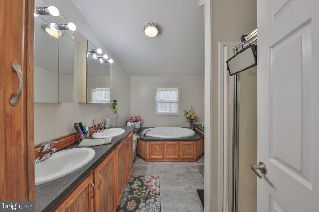 181 Ashley Ln