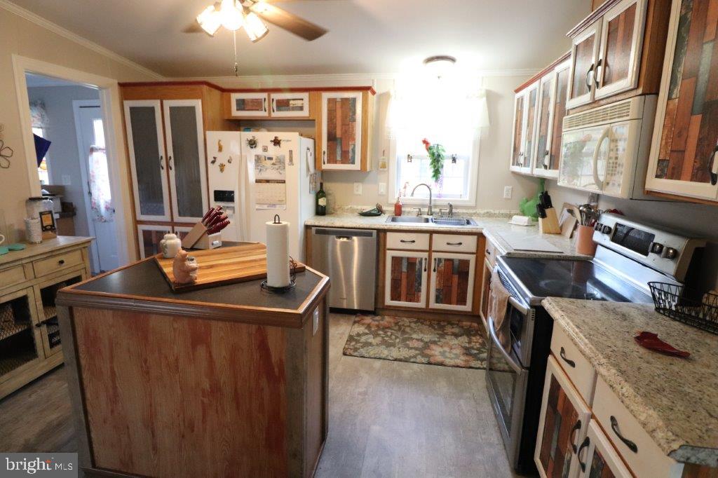 181 Ashley Ln