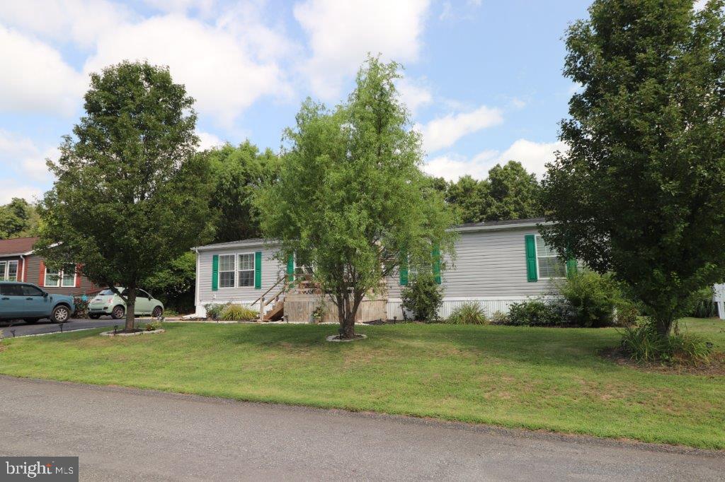 181 Ashley Ln