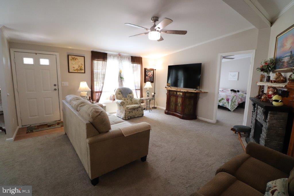 181 Ashley Ln