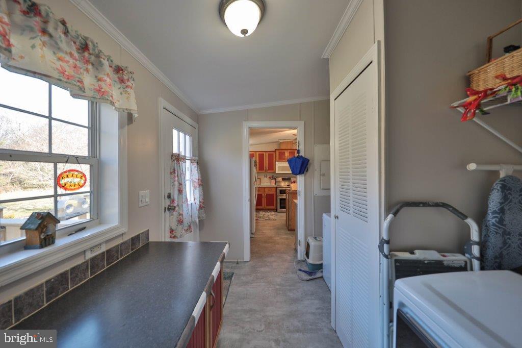 181 Ashley Ln