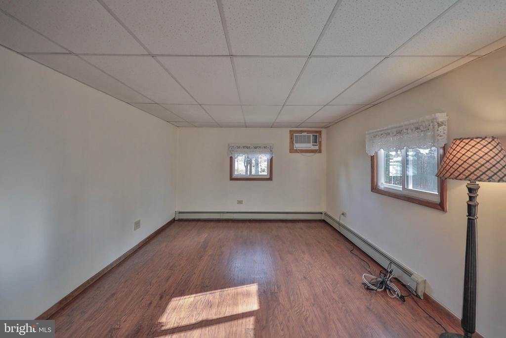 305 Clearview Dr