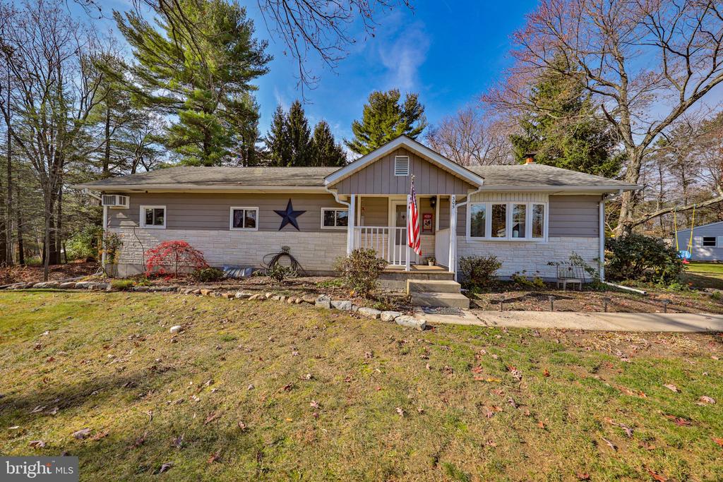 305 Clearview Dr