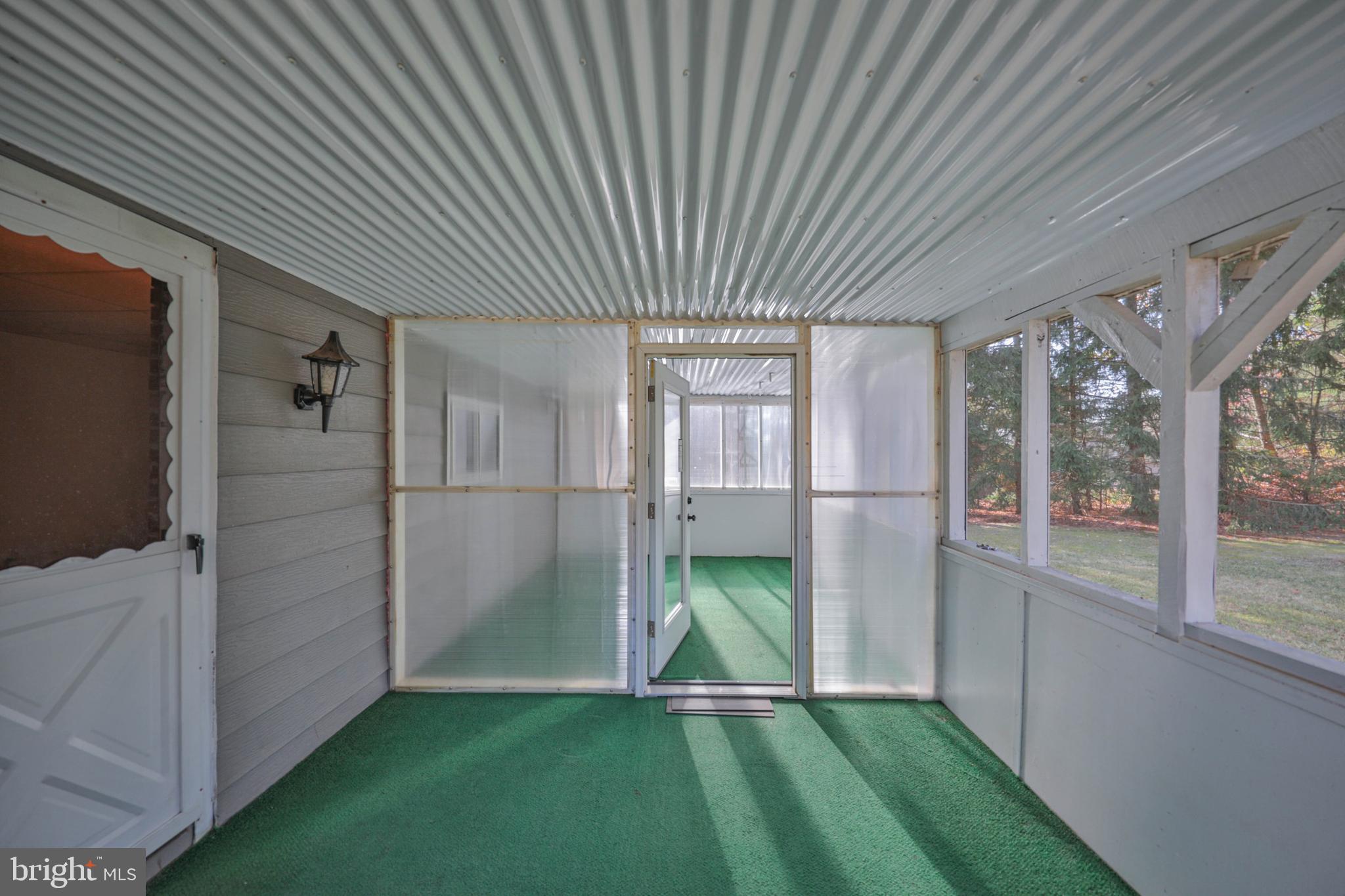 305 Clearview Dr