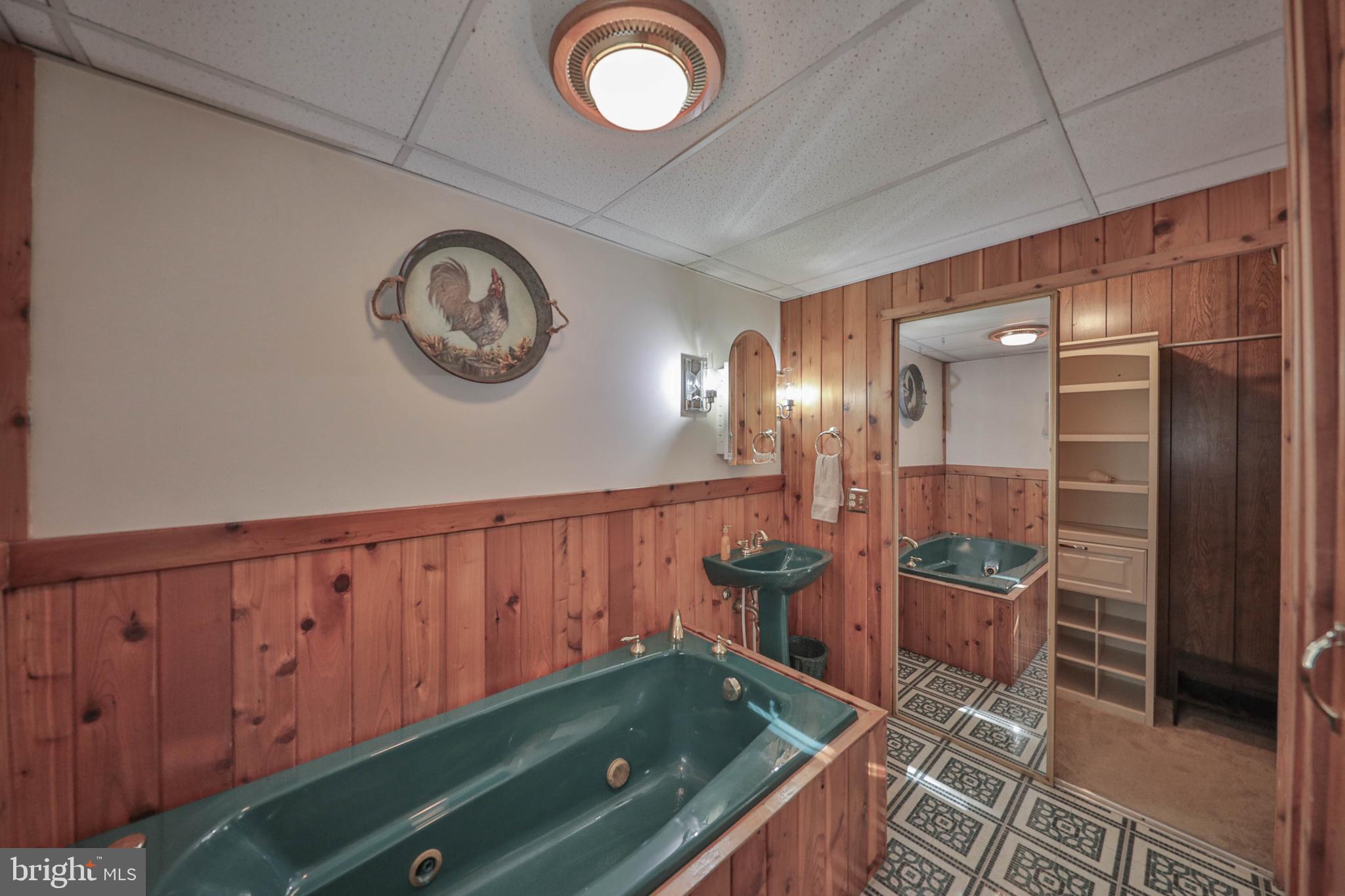 305 Clearview Dr