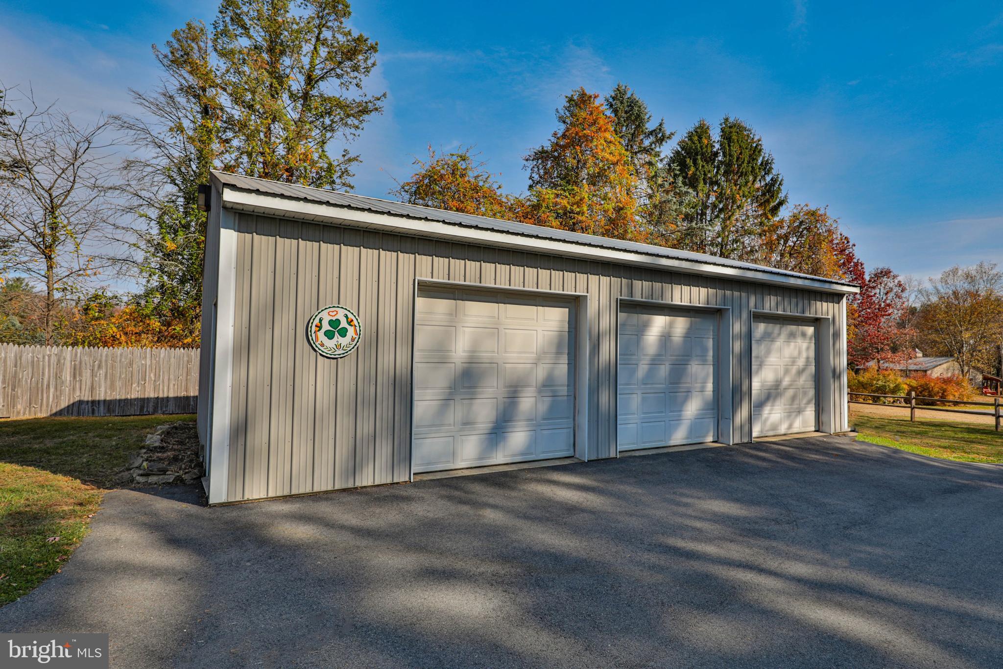 305 Clearview Dr