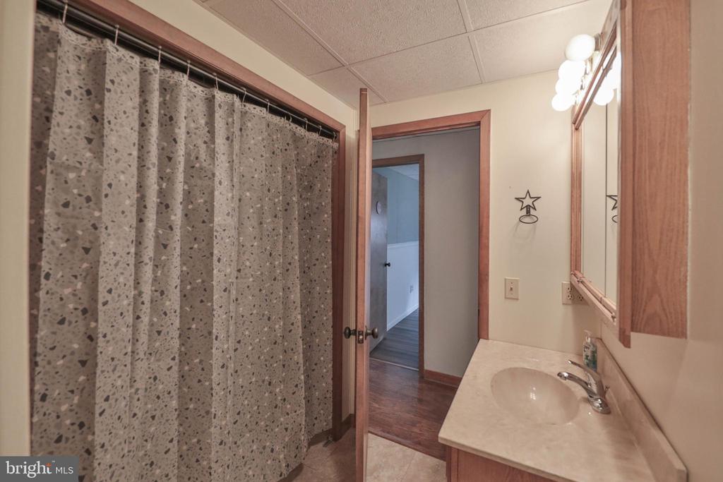 305 Clearview Dr