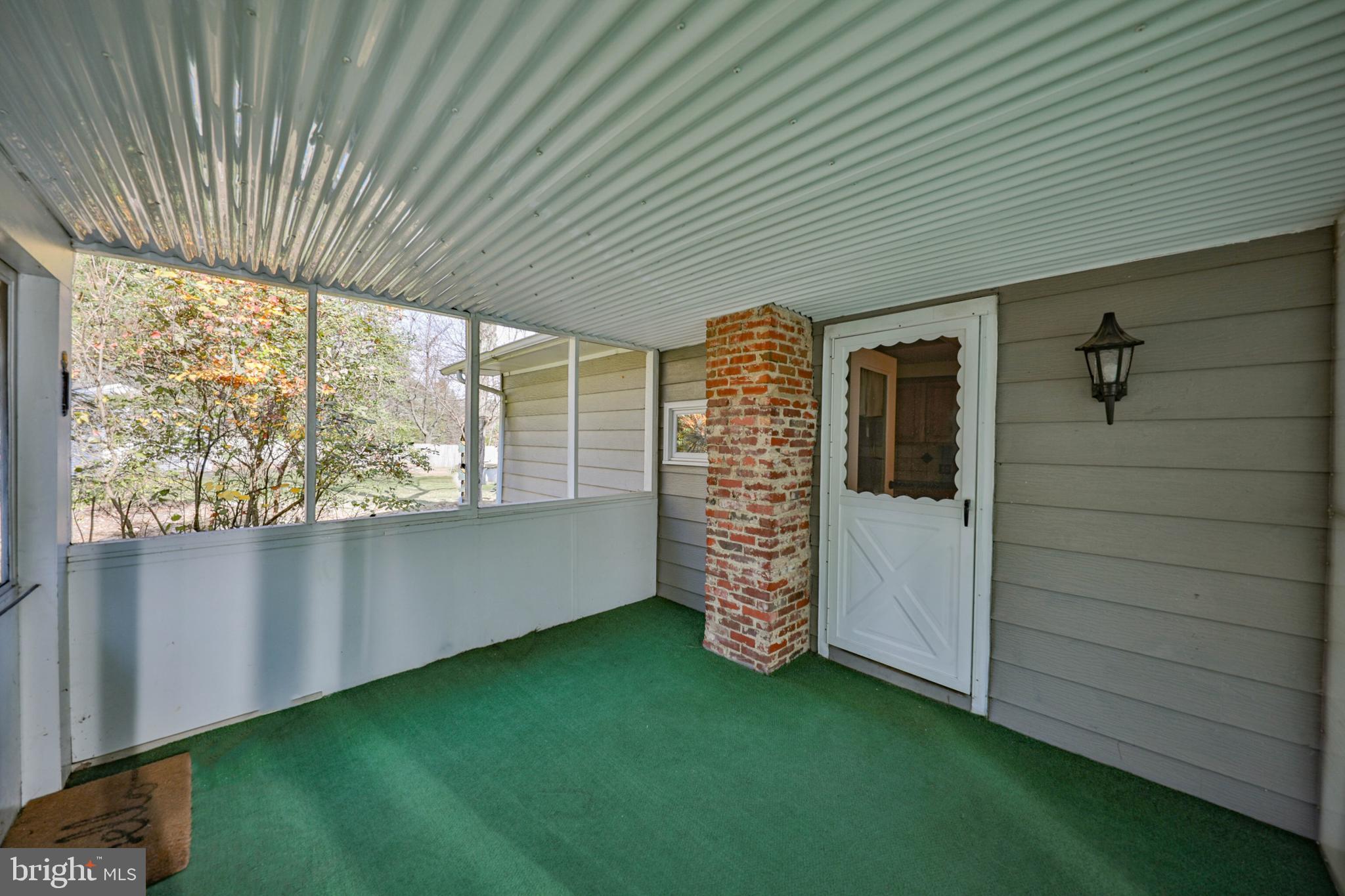 305 Clearview Dr