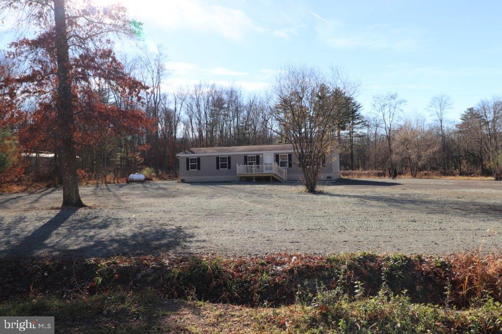 232 Lauchnor Rd