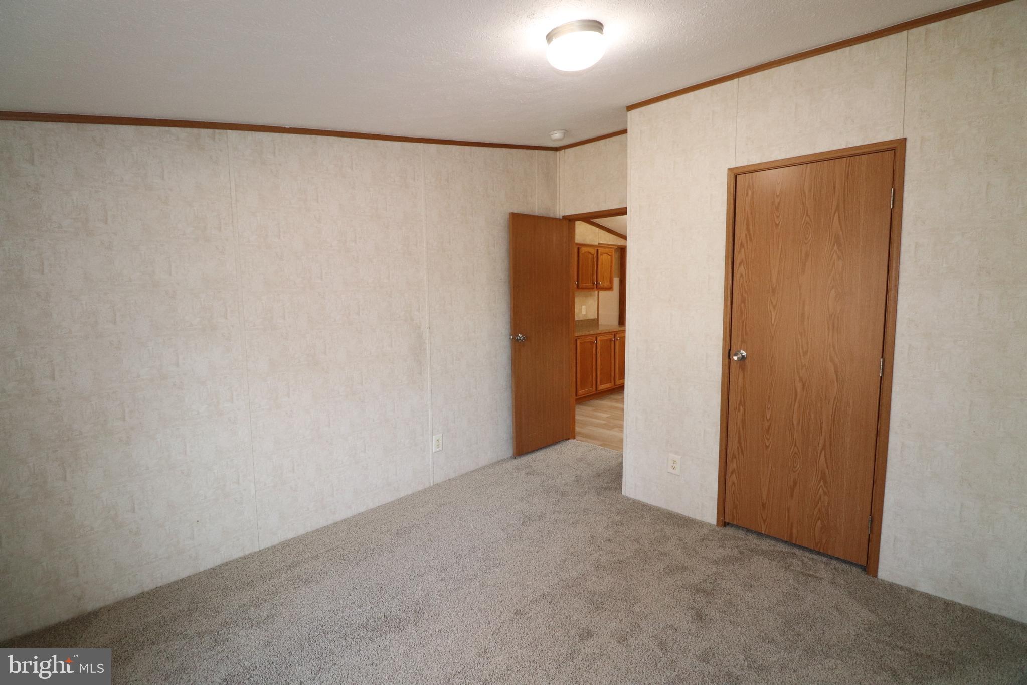 232 Lauchnor Rd