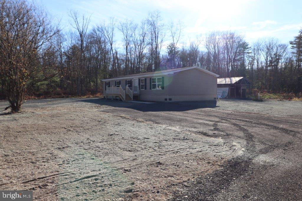 232 Lauchnor Rd