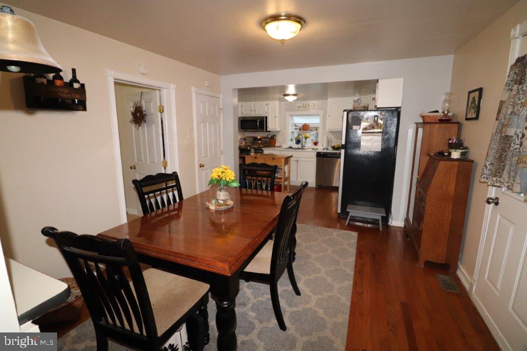 664 Mauch Chunk Rd