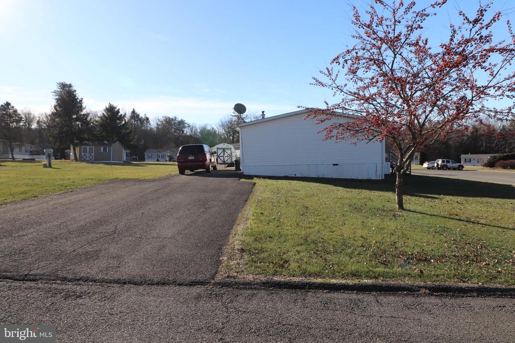 48 Shelby Dr