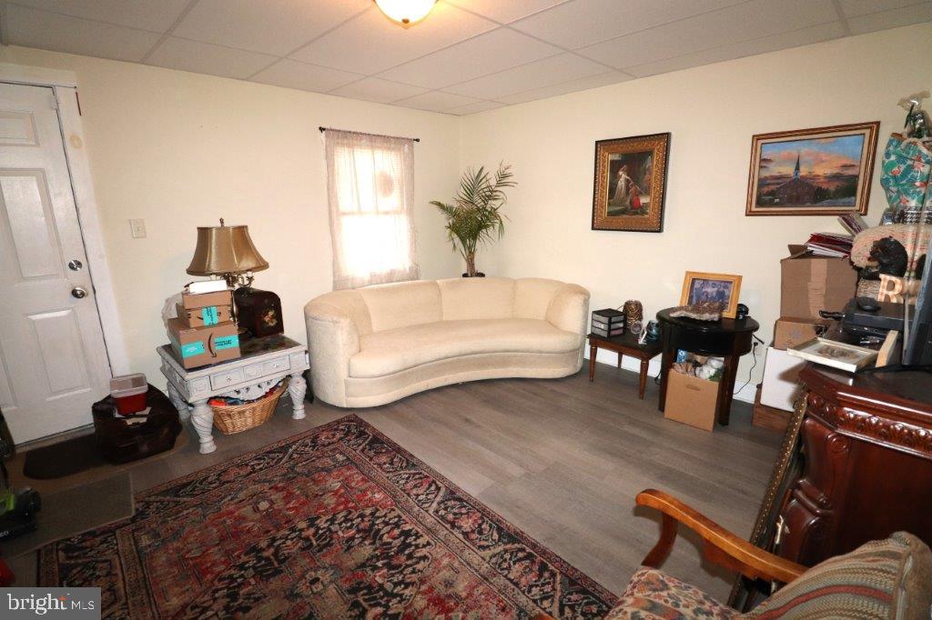 21 E Kline Ave