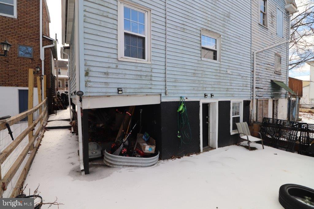 21 E Kline Ave