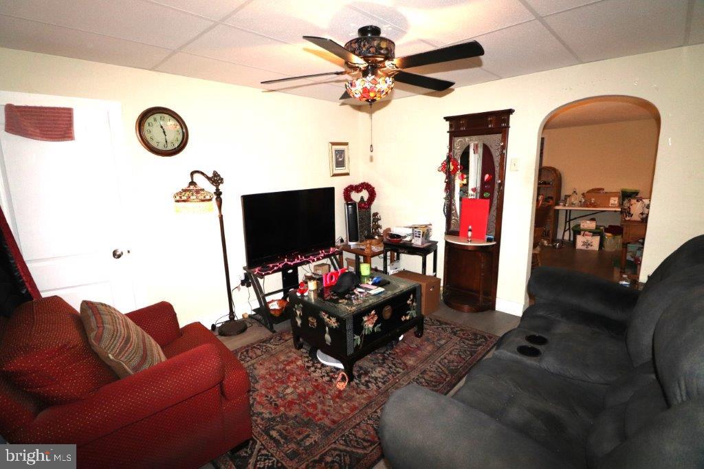 21 E Kline Ave