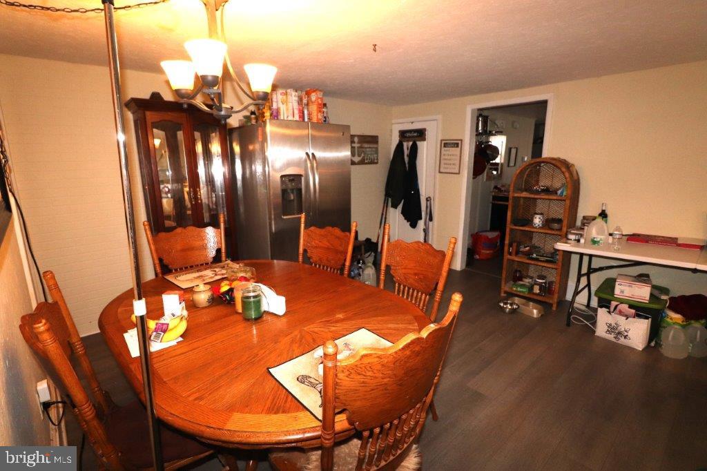 21 E Kline Ave