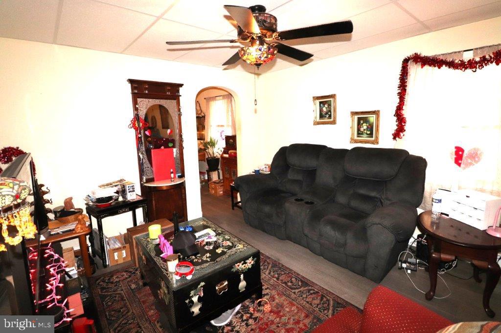 21 E Kline Ave