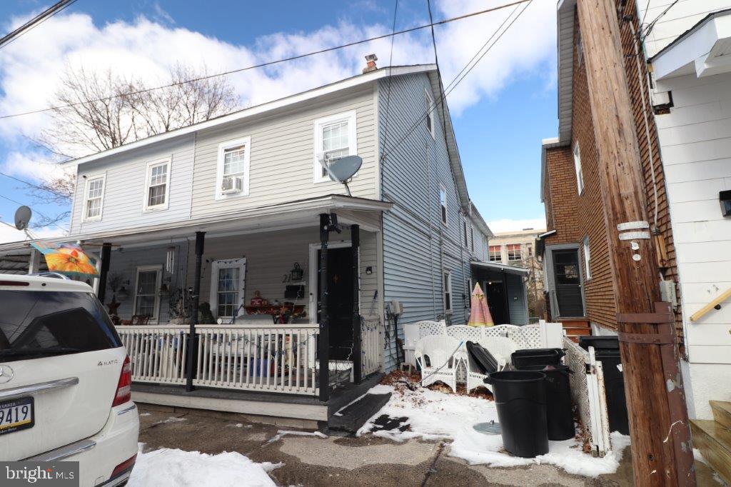 21 E Kline Ave