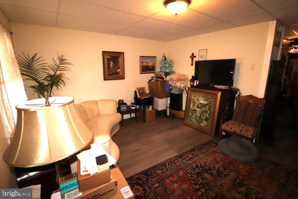 21 E Kline Ave