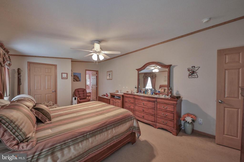 193 Nick Lane #Lot 193