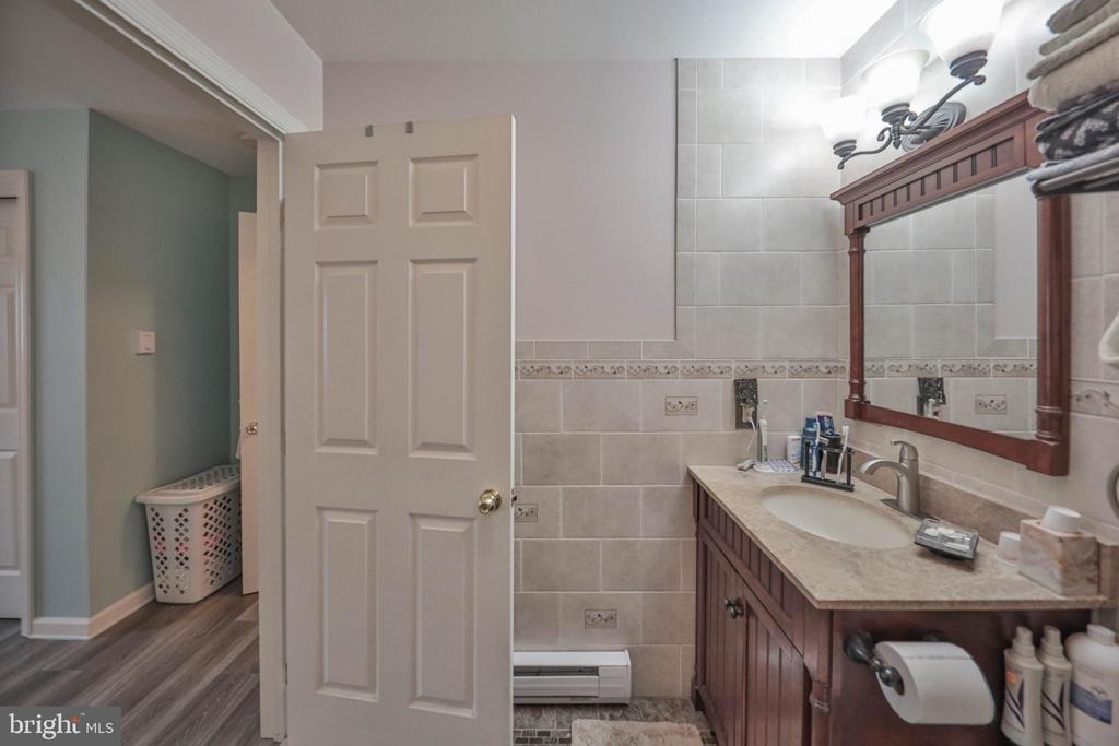 273 Columbia Ave
