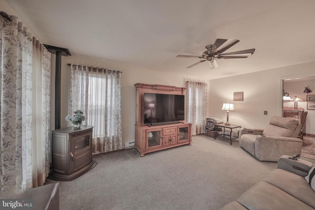 273 Columbia Ave