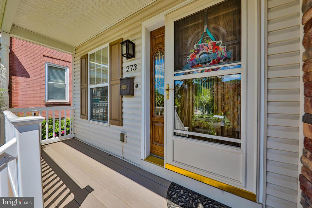 273 Columbia Ave
