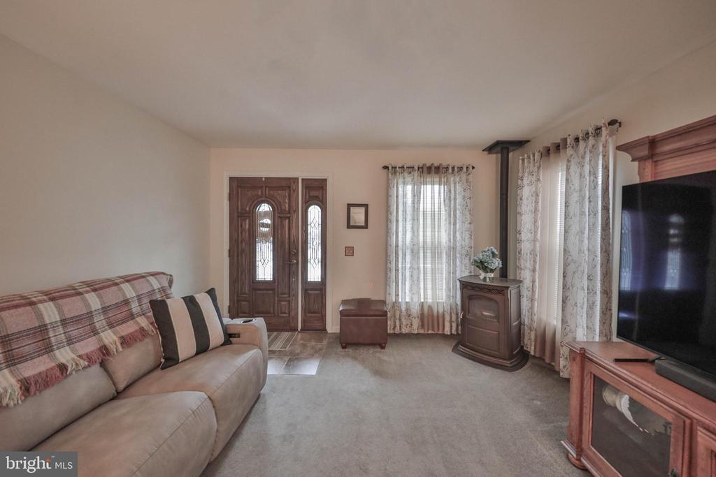 273 Columbia Ave