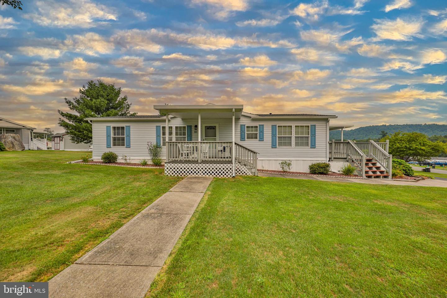 86 Sam Brooke Cir
