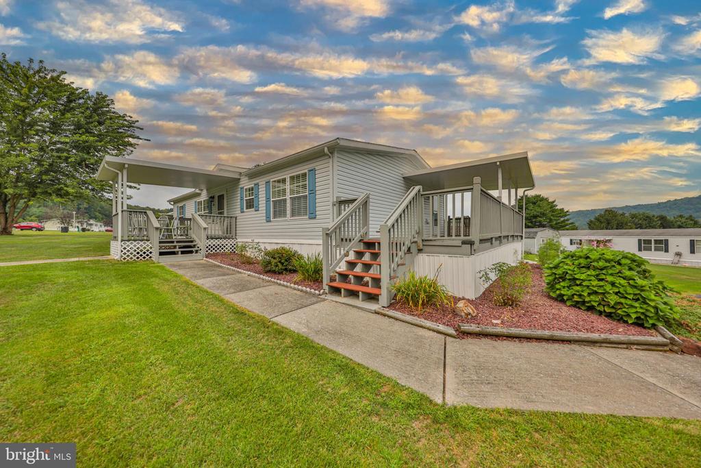 86 Sam Brooke Cir
