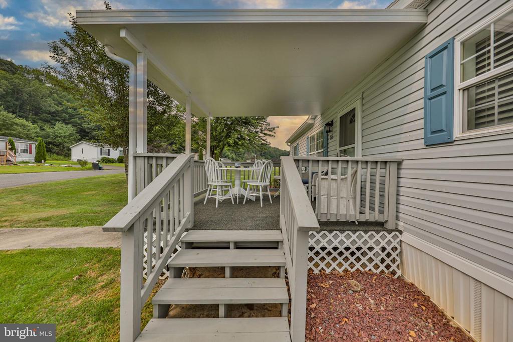 86 Sam Brooke Cir
