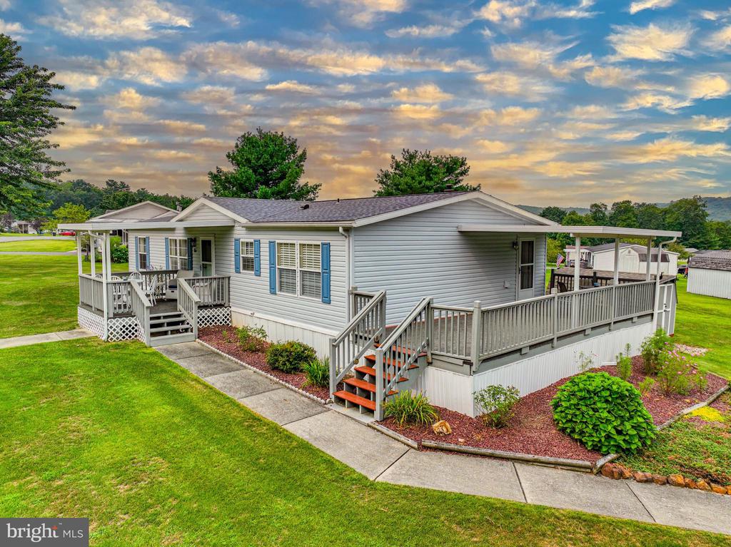 86 Sam Brooke Cir