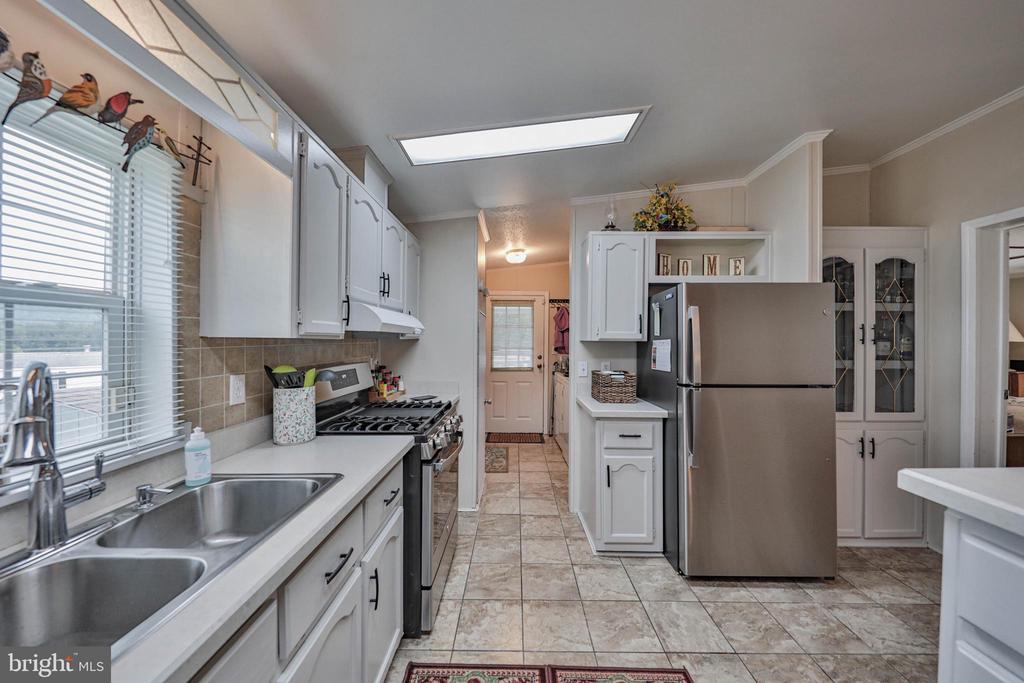 86 Sam Brooke Cir