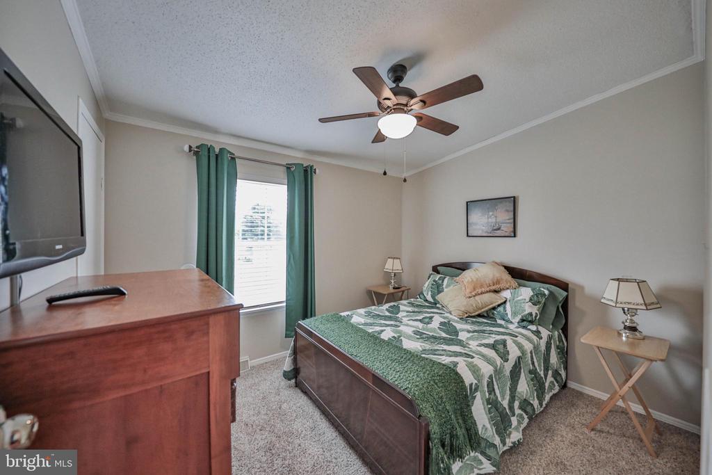 86 Sam Brooke Cir