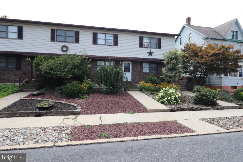 568 Franklin Ave