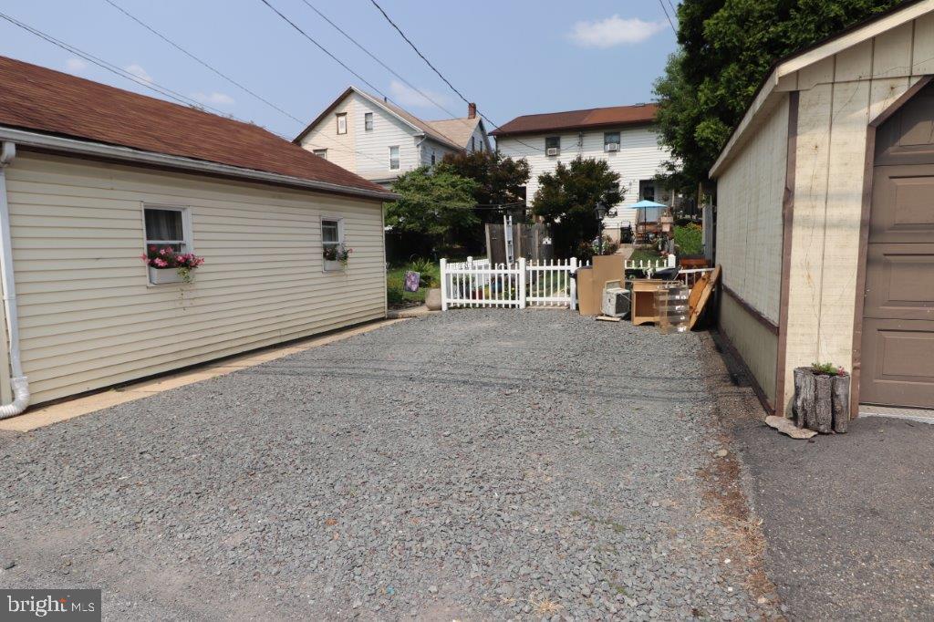 568 Franklin Ave