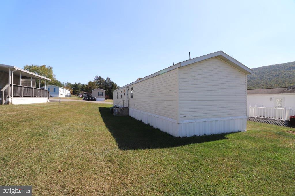 21 HILLSIDE PLACE