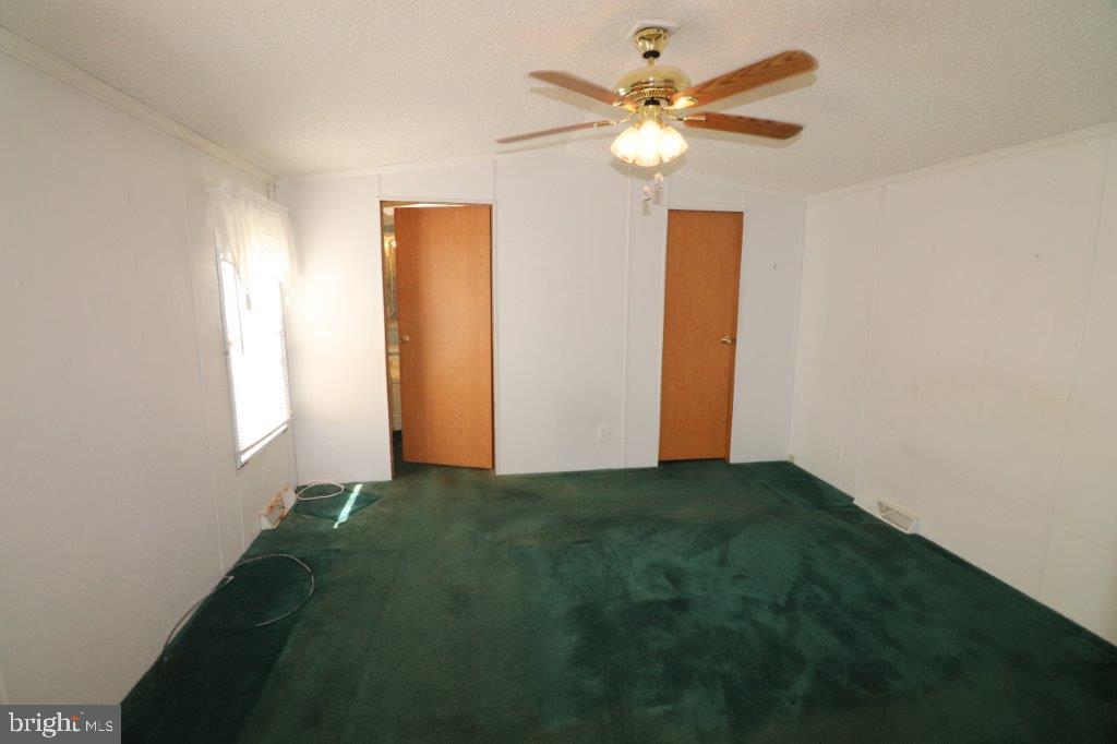 21 HILLSIDE PLACE