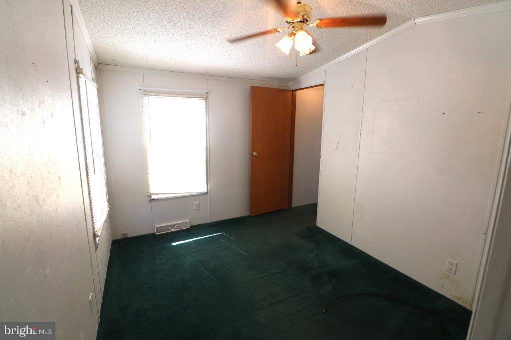 21 HILLSIDE PLACE