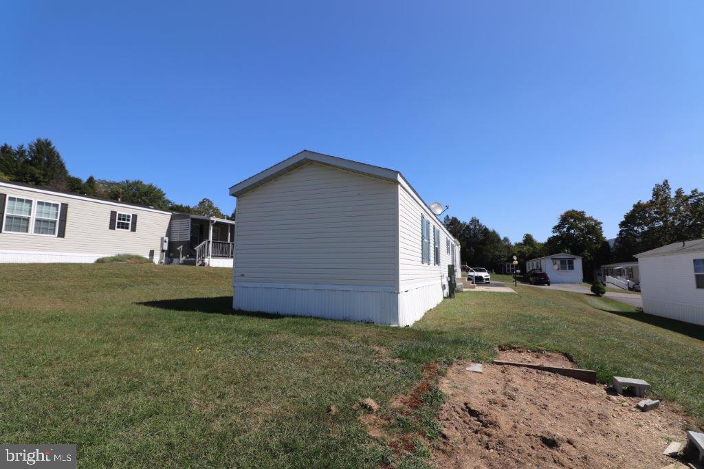 21 HILLSIDE PLACE