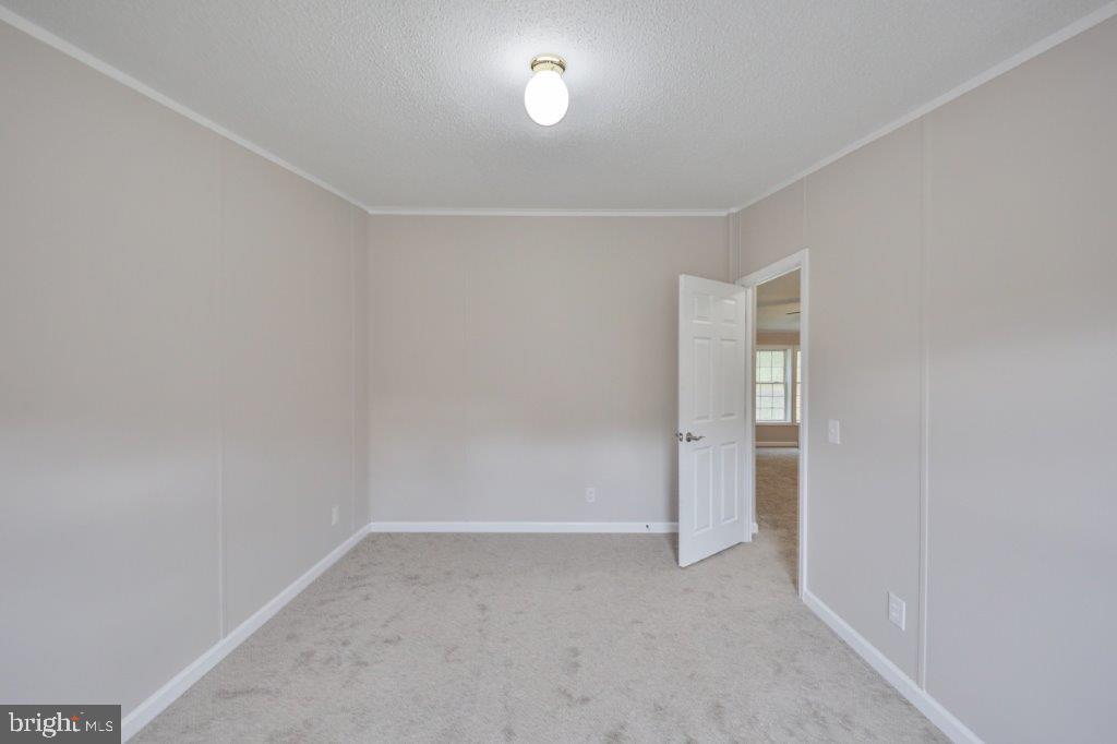 104 KAYSEA LANE
