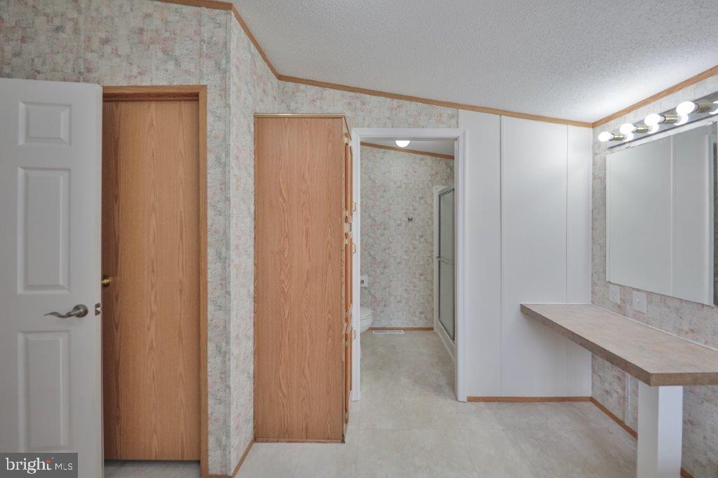 104 KAYSEA LANE