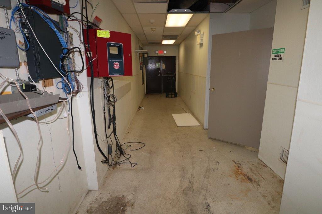 185 DELAWARE AVENUE REAR