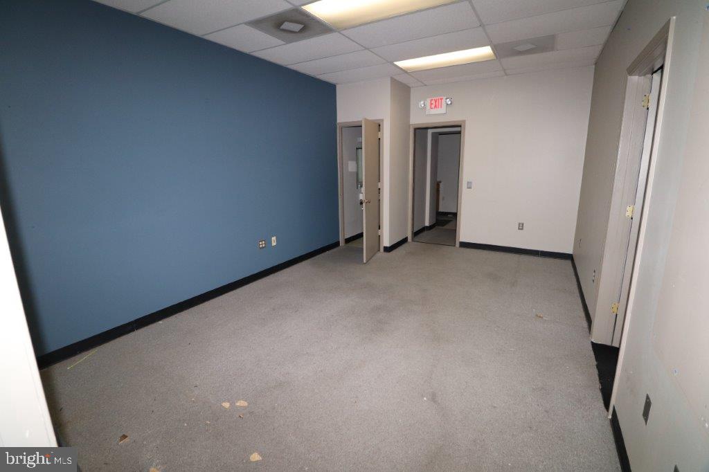 185 DELAWARE AVENUE REAR