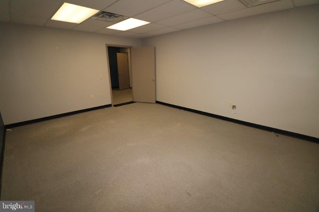 185 DELAWARE AVENUE REAR