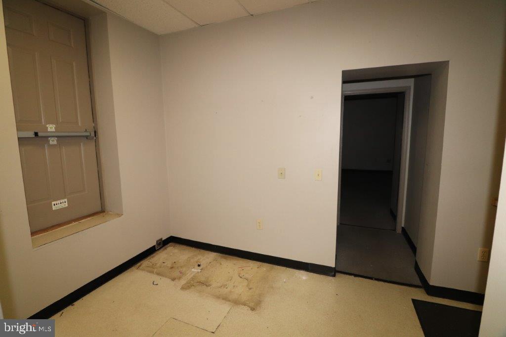 185 DELAWARE AVENUE REAR